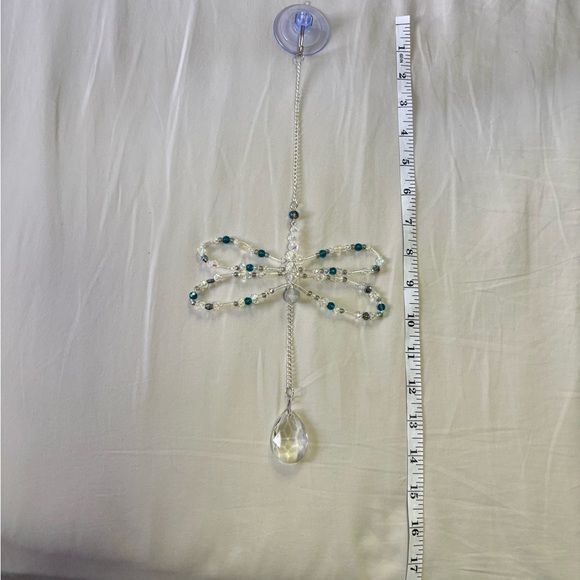 Handmade Dragonfly Suncatcher. - Picture 10 of 10